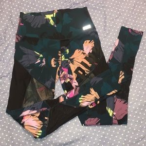 NWOT Victoria’s Secret PINK Athletic Leggings Rare